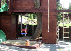 Dětský park, mořená borovice, lazura